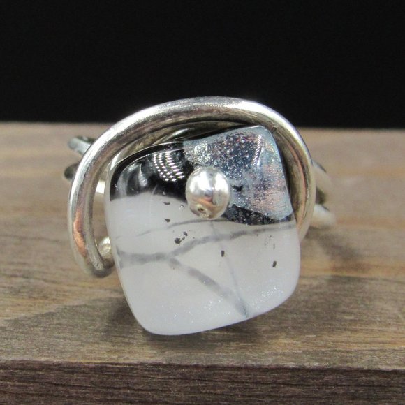 Jewelry - Size 5.5 Sterling Silver Handmade Wire Wrapped Glass Band Ring Vintage